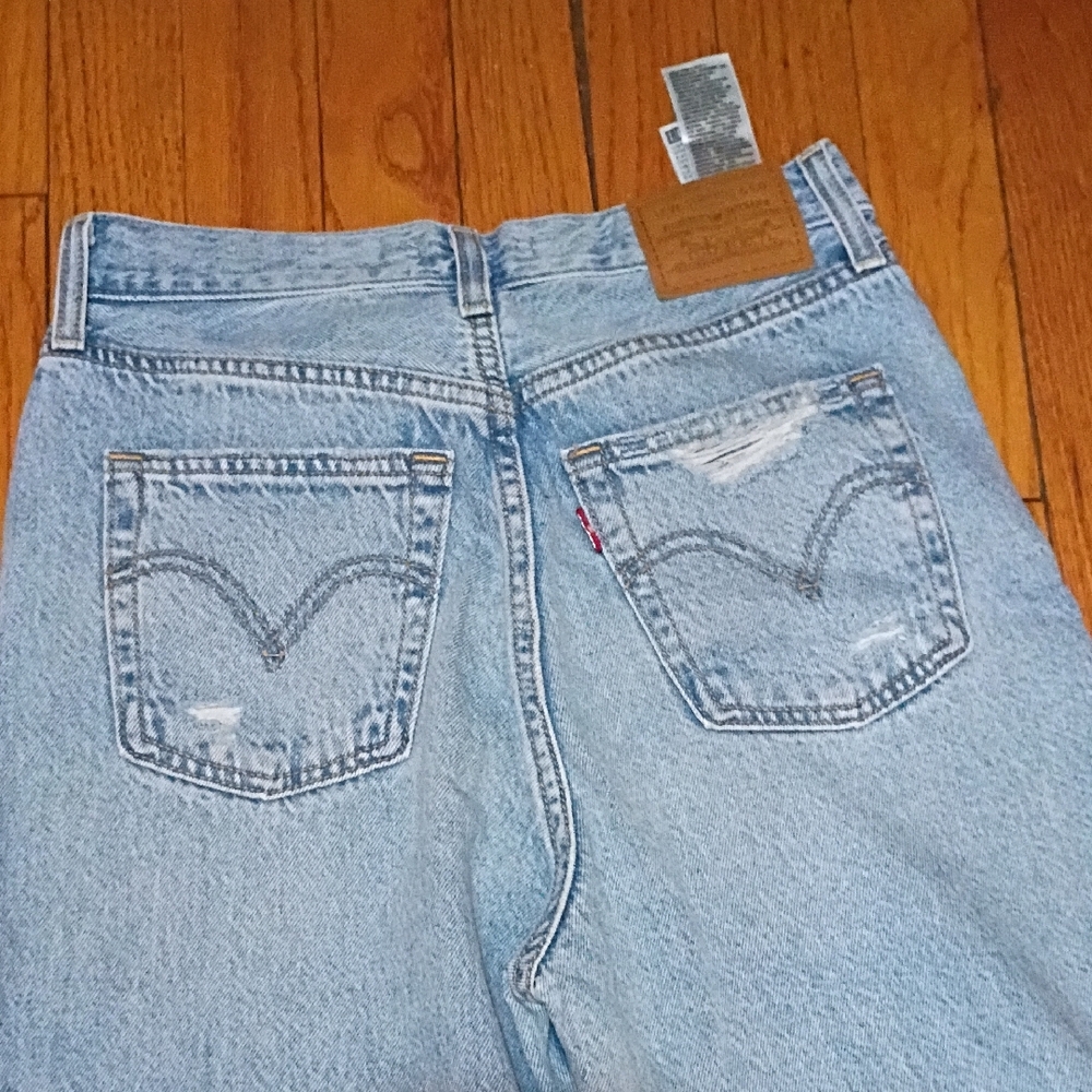 Levi's Light Blue Distressed Boyfriend Jeans - Picture 6 of 7